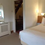 Pebble Mill 3*