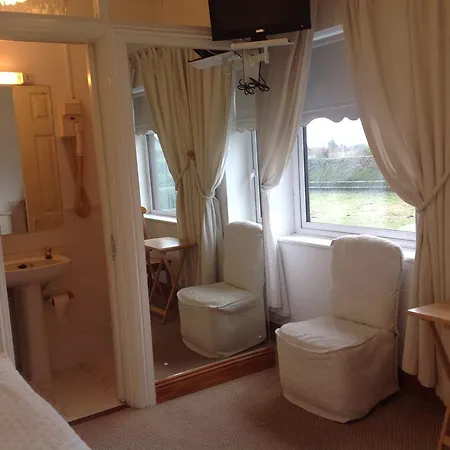 Pebble Mill 3* Dublin