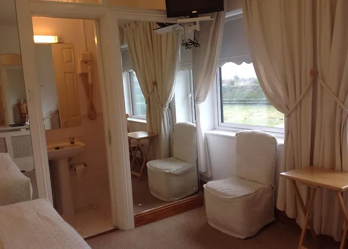 Pebble Mill 3* Dublin